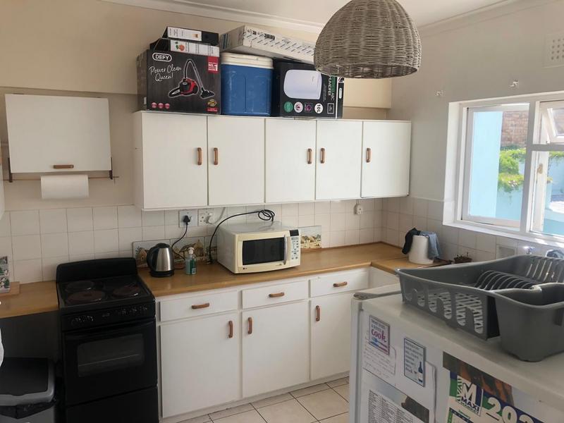 To Let 1 Bedroom Property for Rent in Fish Hoek Western Cape